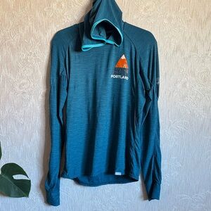 NRS women’s sun hoodie